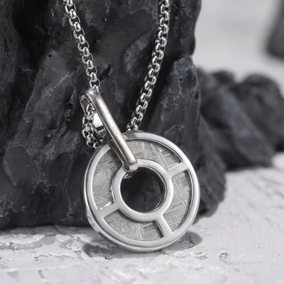 Colar de pendente de prata esterlina de ferro meteorito 925